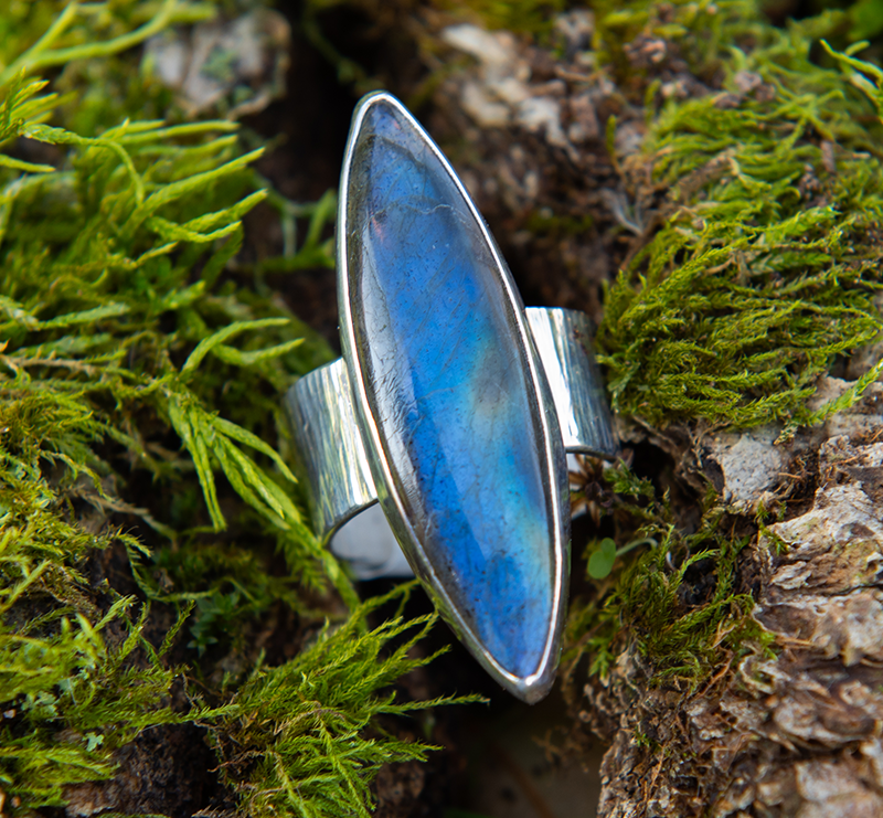 Labradorite & .925 Sterling Silver wide band statement ring